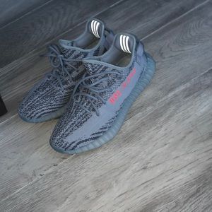 Kanye west yeezy 350 beluga 2.0